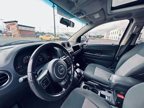 Used 2013 Jeep Compass Latitude w/ Sun/Sound Group image 11