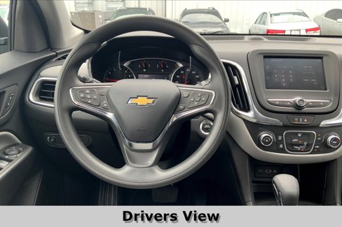 Used 2023 Chevrolet Equinox LS w/ LS Convenience Package image 4