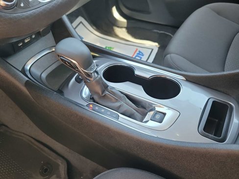 Used 2024 Chevrolet Malibu LT image 17