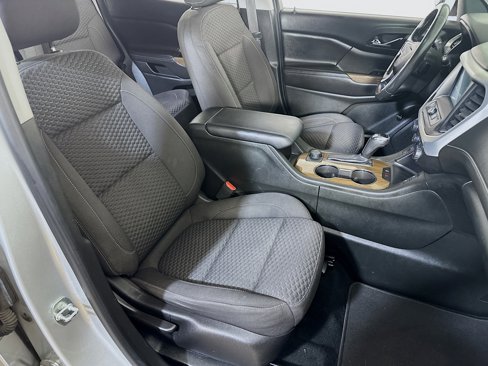 Used 2017 GMC Acadia SLE image 11