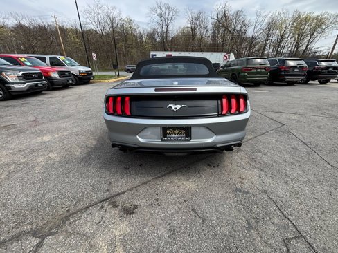 Used 2020 Ford Mustang Premium image 11