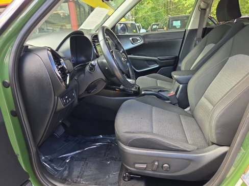 Used 2021 Kia Soul EX image 6