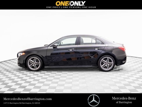 Certified 2022 Mercedes-Benz A 220 4MATIC image 2