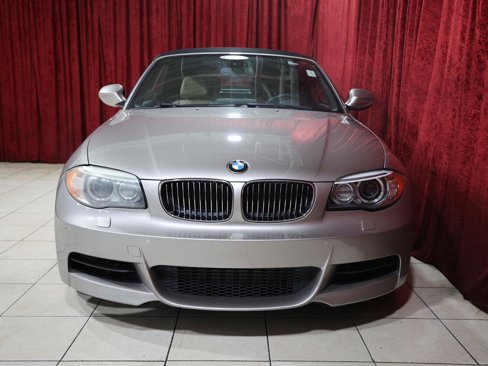 Used 2013 BMW 135i Convertible image 11