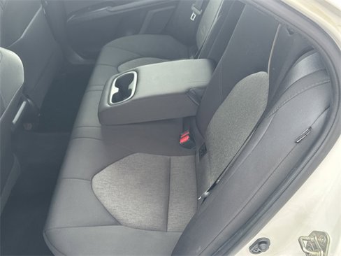 Used 2020 Toyota Camry LE image 13