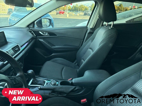 Used 2016 MAZDA MAZDA3 i Sport w/ Preferred Equipment Package image 23