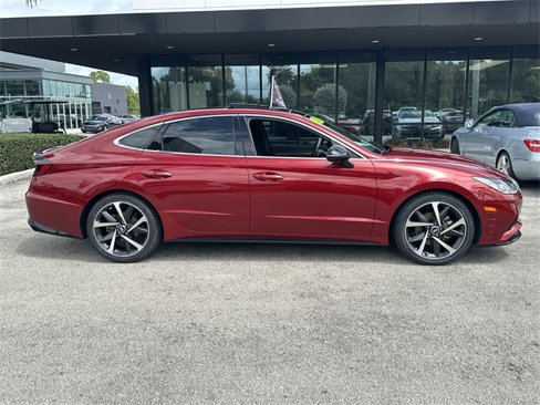 Used 2023 Hyundai Sonata SEL Plus w/ Preferred Accessory Package image 6