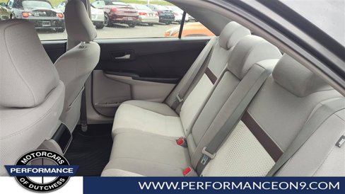 Used 2012 Toyota Camry LE image 14