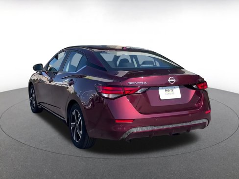 Used 2024 Nissan Sentra SV image 11
