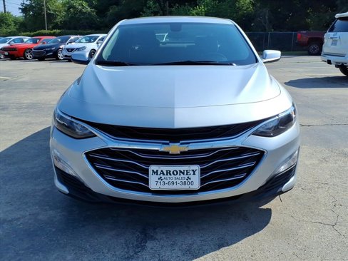 Used 2022 Chevrolet Malibu LT image 2