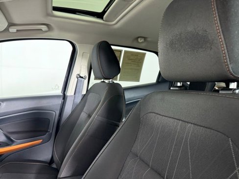 Used 2021 Ford EcoSport SE w/ SE Convenience Package image 17