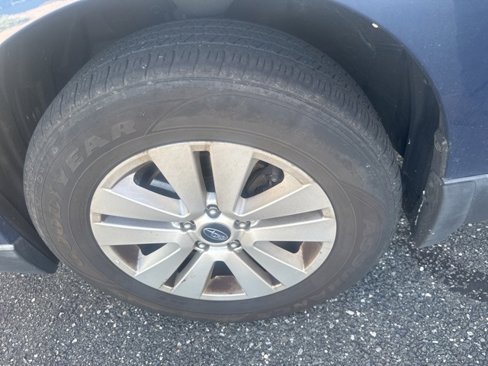 Used 2019 Subaru Outback 2.5i Premium image 13