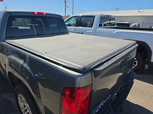 Used 2011 GMC Sierra 1500 SLE w/ Max Trailering Pack image 9