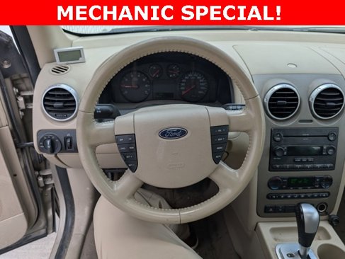 Used 2006 Ford Freestyle SEL image 8