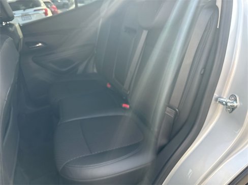 Certified 2022 Buick Encore Preferred image 24