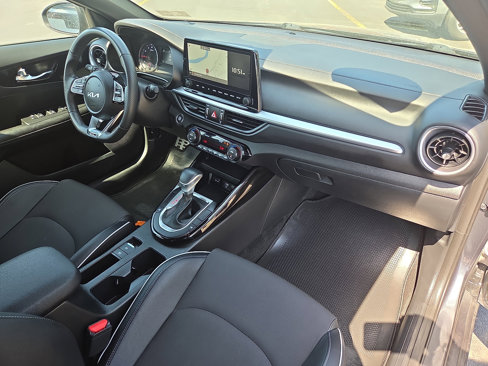 Used 2022 Kia Forte GT-Line w/ GT-Line Technology Package image 18