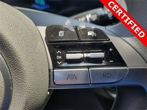 Certified 2024 Hyundai Elantra SEL image 5