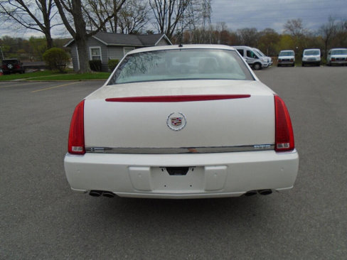 Used 2008 Cadillac DTS image 5