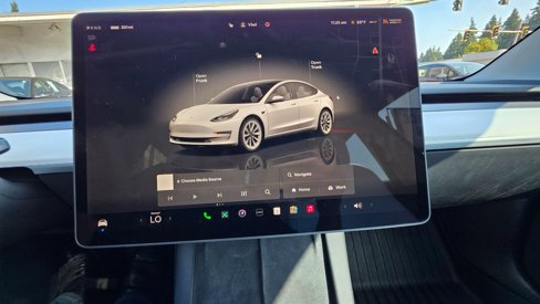 Used 2022 Tesla Model 3 Long Range image 18