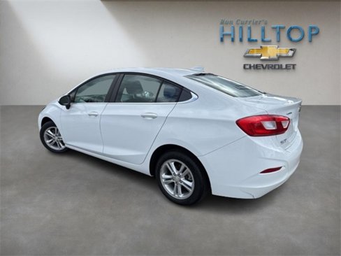 Used 2016 Chevrolet Cruze LT image 9