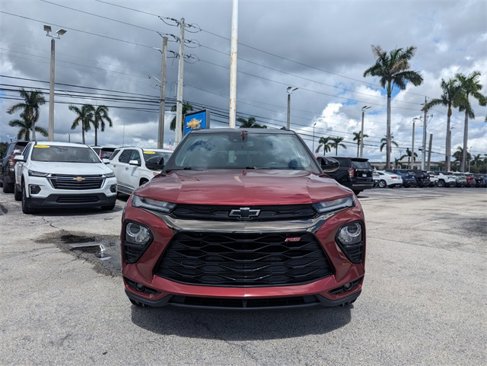 Used 2022 Chevrolet TrailBlazer RS w/ Sun and Liftgate Package image 4