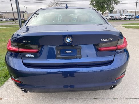 Used 2020 BMW 330i xDrive Sedan image 12