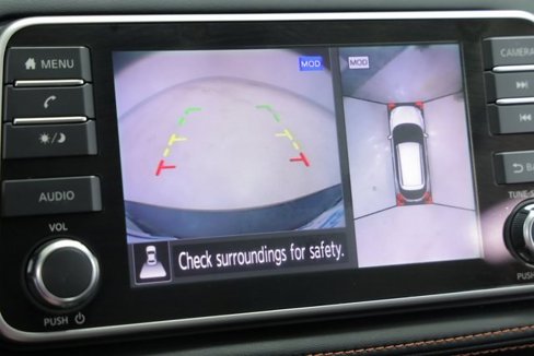 Used 2018 Nissan Kicks SR image 15