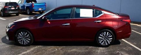 Used 2023 Nissan Altima 2.5 SV image 8
