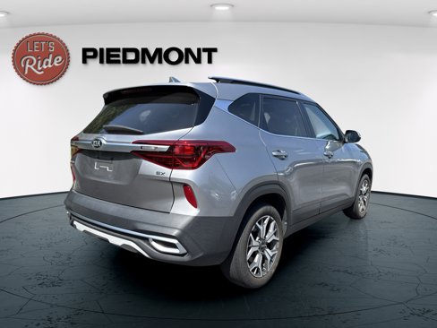 Used 2021 Kia Seltos EX image 9