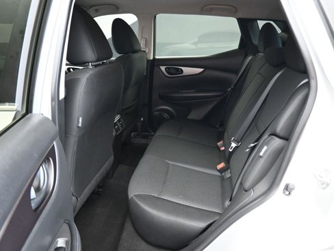 Used 2020 Nissan Rogue Sport S w/ Appearance Package image 31