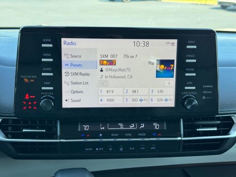Certified 2021 Toyota Sienna LE image 9