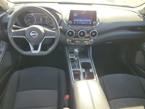 Used 2024 Nissan Sentra SV image 17