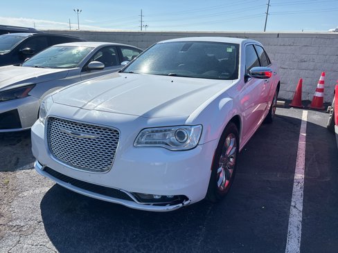 Used 2018 Chrysler 300 Limited image 1