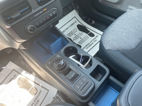 New 2025 Ford Maverick XLT w/ XLT Luxury Package image 9