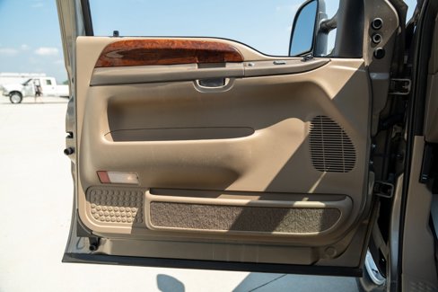 Used 2002 Ford F350 Lariat image 32