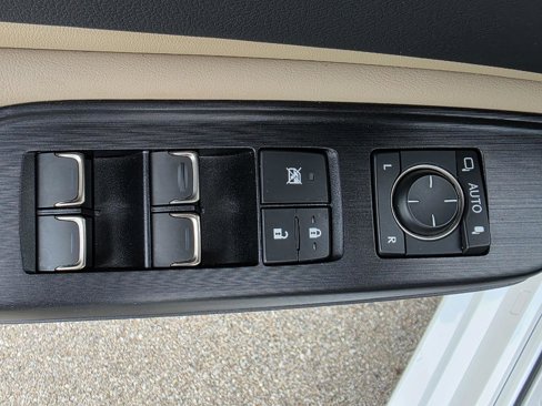 Used 2021 Lexus ES 250 w/ Premium Package image 14