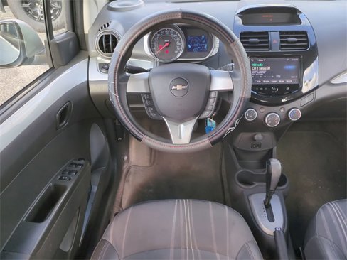 Used 2015 Chevrolet Spark LT image 17