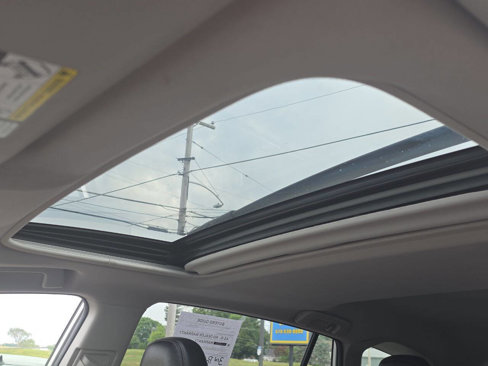 Used 2013 Toyota RAV4 Limited image 16