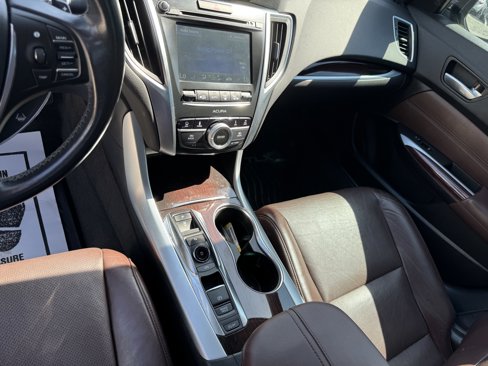 Used 2015 Acura TLX V6 SH-AWD w/ Technology Pkg image 16