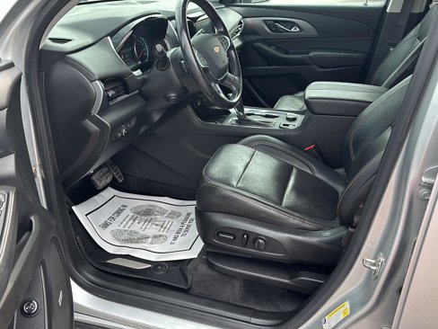 Used 2020 Chevrolet Traverse Premier image 16