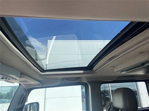 Used 2004 HUMMER H2 image 5