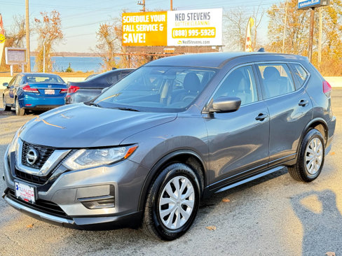 Used 2017 Nissan Rogue S image 8