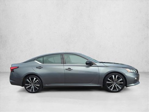 Used 2022 Nissan Altima 2.5 SR image 4