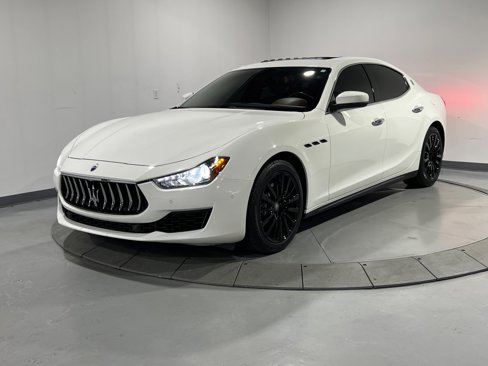Used 2018 Maserati Ghibli S Q4 image 2
