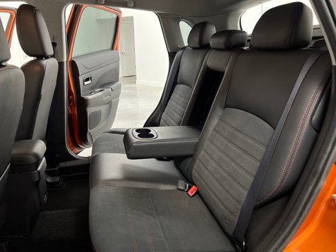 Used 2023 Mitsubishi Outlander Sport AWD image 13