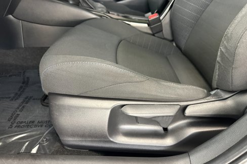 Used 2022 Toyota Corolla SE image 15