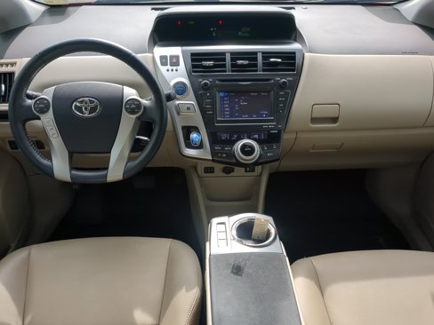 Used 2013 Toyota Prius V Five image 21