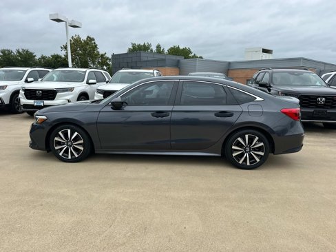Used 2022 Honda Civic EX image 5
