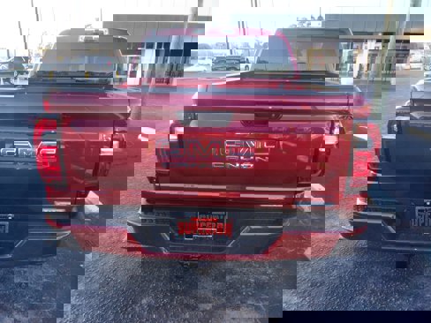 New 2025 GMC Canyon Elevation w/ Convenience Package image 3