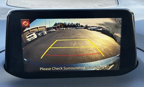 Used 2017 MAZDA MAZDA3 Sport image 29